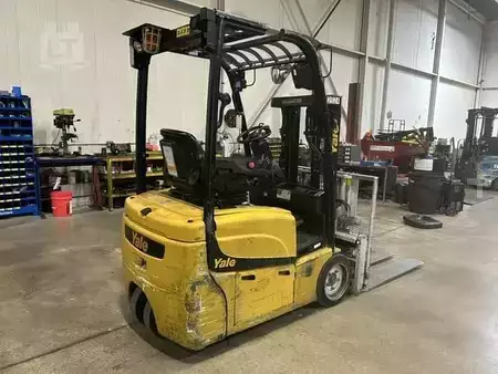 4-Wheel Electric 2021  Yale ERP030VT (3)