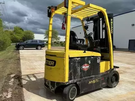 Montacargas Eléctrico (4 ruedas) - Hyster E65XN-40 (2)