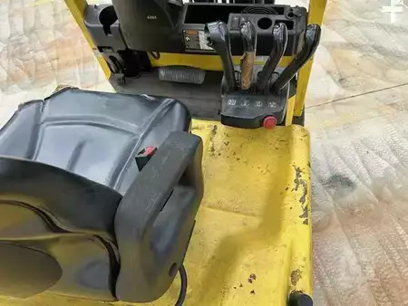 Montacargas Eléctrico (4 ruedas) - Hyster E65XN-40 (7)