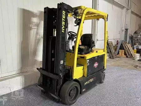 Montacargas Eléctrico (4 ruedas) - Hyster E65XN-40 (1)