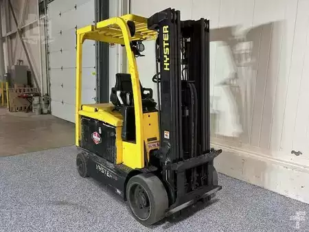 Montacargas Eléctrico (4 ruedas) - Hyster E65XN-40 (3)