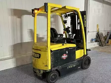 Montacargas Eléctrico (4 ruedas) - Hyster E65XN-40 (4)