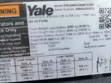 Montacargas Eléctrico (4 ruedas) 2021  Yale ERC045VG (8)
