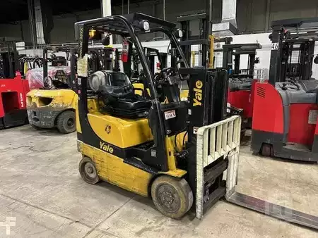 Propane Forklifts 2017  Yale GLC030VX (2)