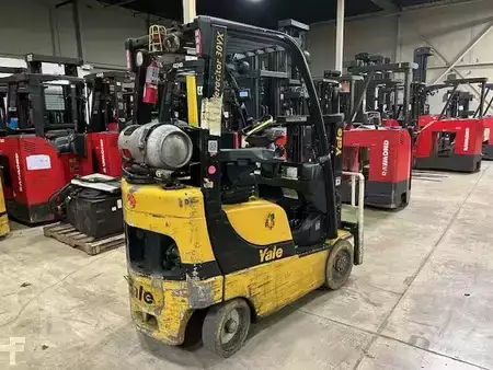 Propane Forklifts 2017  Yale GLC030VX (3)