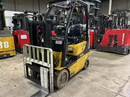 Propane Forklifts 2017  Yale GLC030VX (5)
