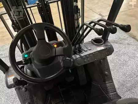 Propane Forklifts - Komatsu FG25ST-16 (9)