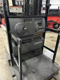 Order Picker 2021  Crown SP3520-30 (3)