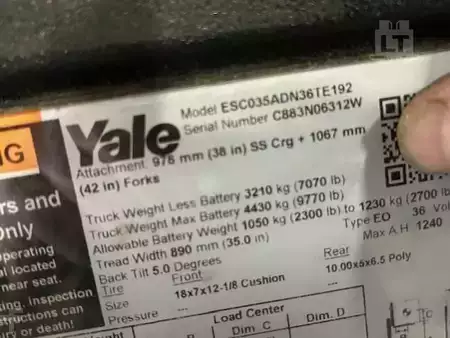 Reach Trucks 2022  Yale ESC035AD (2)