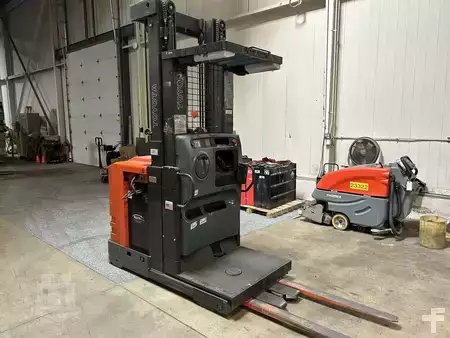 Order Picker 2017  Toyota 7BPUE15 (1)