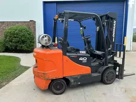 Propane Forklifts 2016  Doosan GC40S-5 (3)