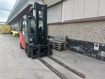 Dieselstapler 2018  Linde H30D (35)