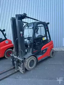 Dieselstapler  Linde H30D (1)