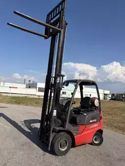 Wózki gazowe 2020  Mammut MI18G (4)
