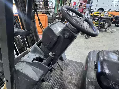 Propane Forklifts - CAT Lift Trucks C5000 (10)