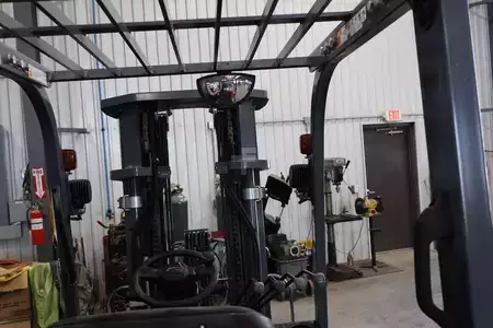 Propane Forklifts 2025  Heli CPYD25C-KU1H (6)