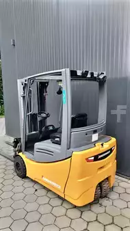 Elektro 3 Rad 2018  Jungheinrich EFG 220 (12)