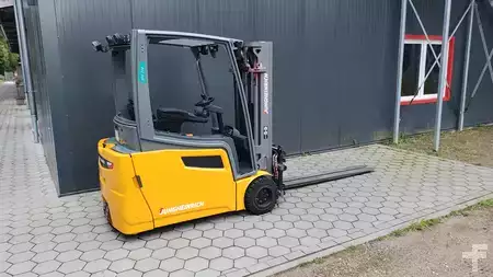 Elektro 3 Rad 2018  Jungheinrich EFG 220 (3)