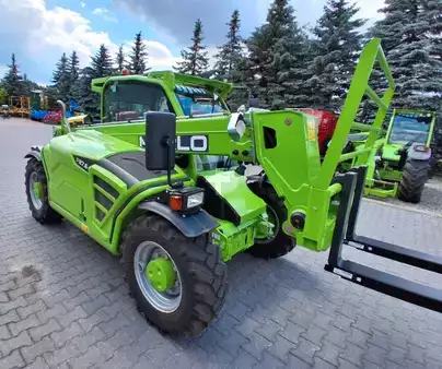 Teleskoplæsser (fast) 2023  Merlo P 27.6 (1)
