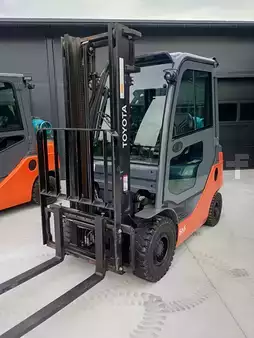 Carrelli elevatori GPL 2022  Toyota 02-8FGF15 (12)