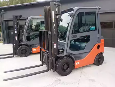 Carrelli elevatori GPL 2022  Toyota 02-8FGF15 (31)