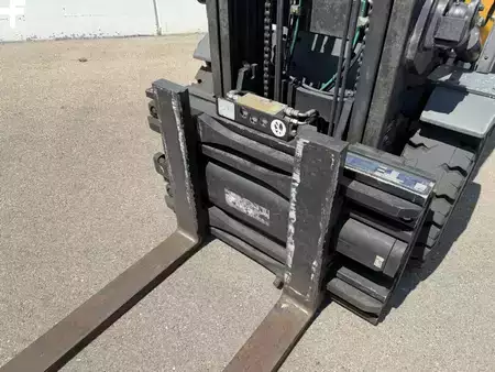 Diesel truck 1999  TCM FD30Z5T (10)