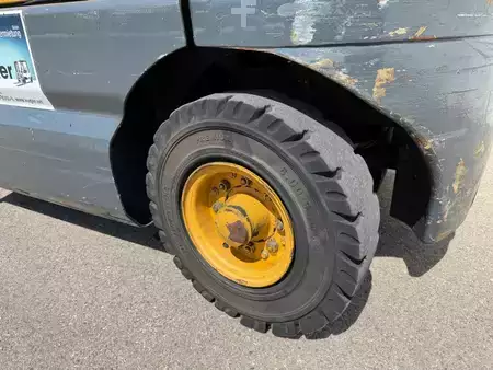 Diesel truck 2001  TCM FD20Z5T (5)