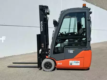 El Truck - 3-hjul 2023  Toyota 8FBEK16T (1)