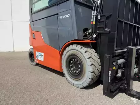 Electric - 4 wheels 2023  Toyota 9FBMK25 (5)