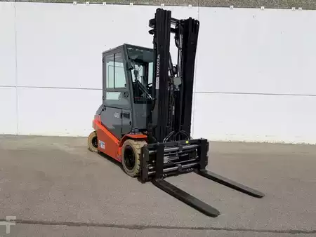 Sähkö - 4 pyör - Toyota 8FBMT50 (5)