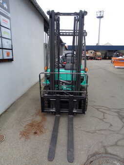 Carrelli elevatori GPL 2024  Mitsubishi FG25N (2)