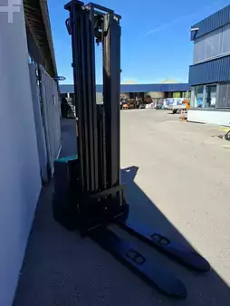 Pallestabler 2018  Mitsubishi SBP16N2 (3)