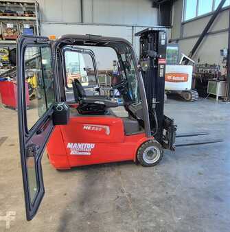 Chariots électriques à 4 roues 2023  Manitou ME 320 48V S3 (10)