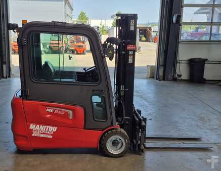 Chariots électriques à 4 roues 2023  Manitou ME 320 48V S3 (2)