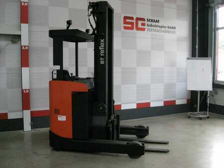 Retráctil 2020 Toyota RRE120B (1)