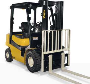 Dieselový VZV 2025  Yale GDP35N (1)