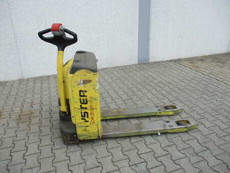 Electric Pallet Trucks 2013  Hyster P1.8AC  (4)