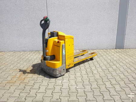 Electric Pallet Jacks 2018  Jungheinrich EJE220 (1)