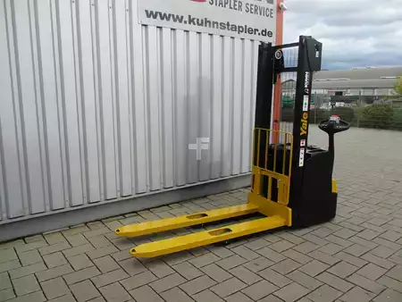 Pallet Stackers 2020  Yale MS20/Sonder (2)