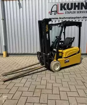 Elektro 3 Rad 2016  Yale ERP20VT LWB (1)