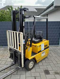 Elektro tříkolové VZV 2001  Yale ERP15RCF (1)