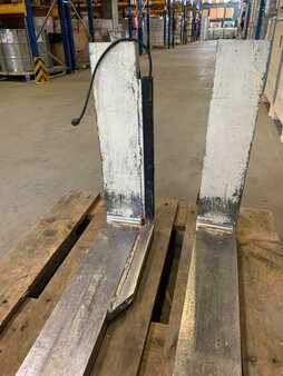 96_2541-10.jpg?v=1763373175