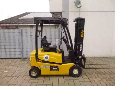 Elektro 4 Rad 2010  Yale ERP16VF MWB (2)