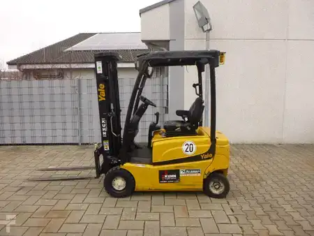 Elektro 4 Rad 2010  Yale ERP16VF MWB (3)