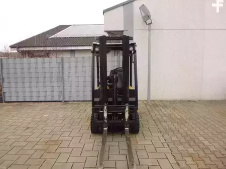 Elektro 4 Rad 2010  Yale ERP16VF MWB (4)