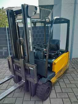 Elektro 3 Rad-Jungheinrich-EFG DF16L