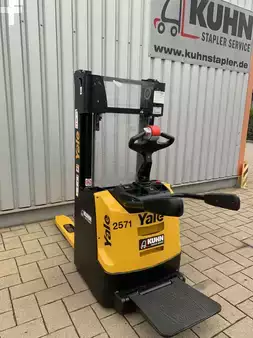 Hochhubwagen 2021  Yale MS12X (4)