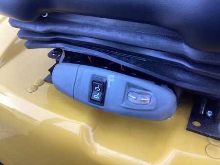 LPG heftrucks 2021  Yale GLP25VX (6)