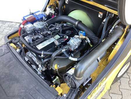 LPG heftrucks 2021  Yale GLP25VX (5)