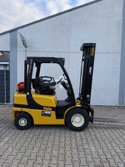 LPG heftrucks 2021  Yale GLP25VX (2)